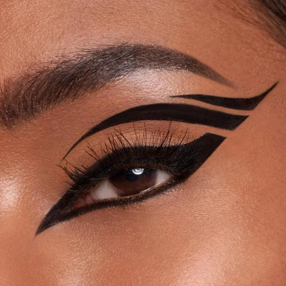 Stila Stay All Day Matte Liquid Eye Liner intense black NIB